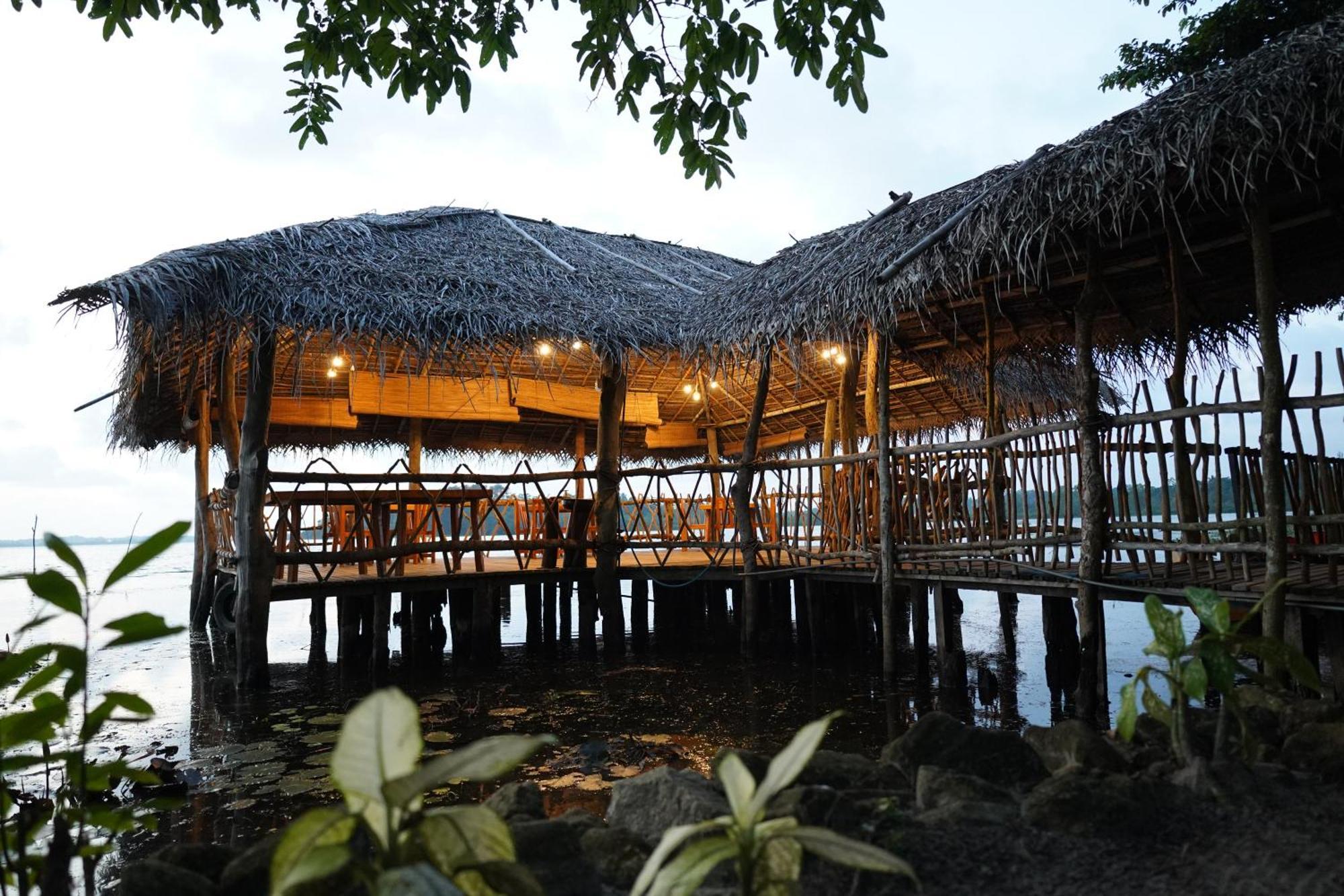 Lake Resort Bolgoda Wadduwa Exterior photo