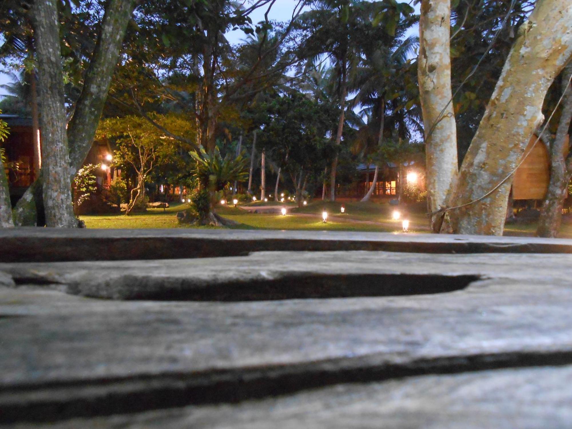 Lake Resort Bolgoda Wadduwa Exterior photo